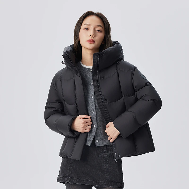 波司登2025新款时尚保暖休闲户外连帽短款女款羽绒服B250245926DY