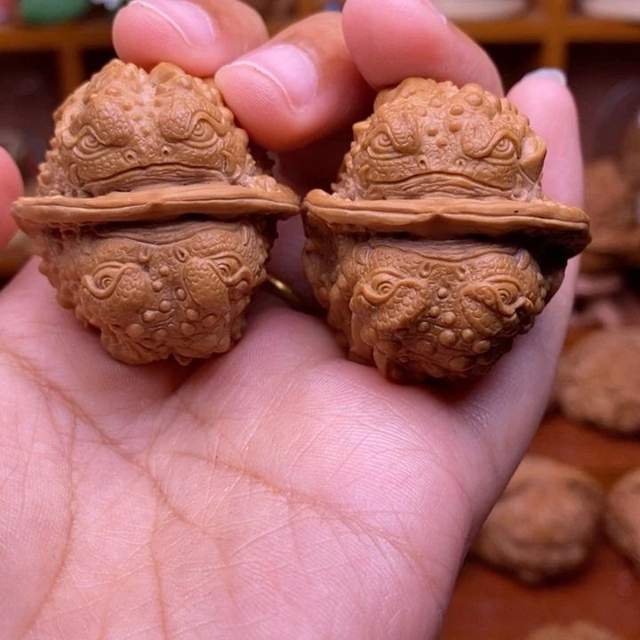 【闪购商品】核桃手串/手链颜色不一样