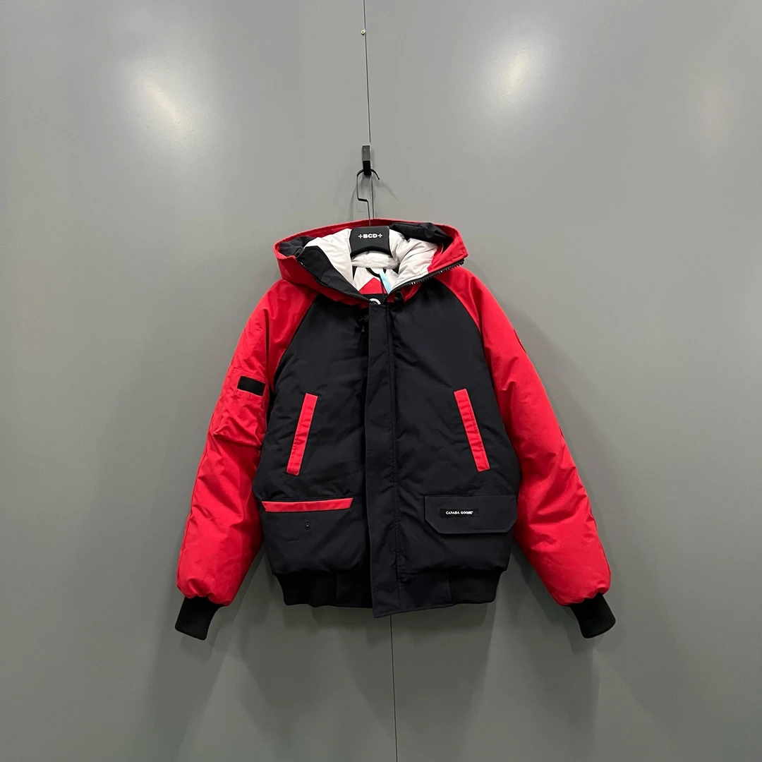 99新 CANADA GOOSE (ll) 拼接徽标连帽羽绒服 M码/207139