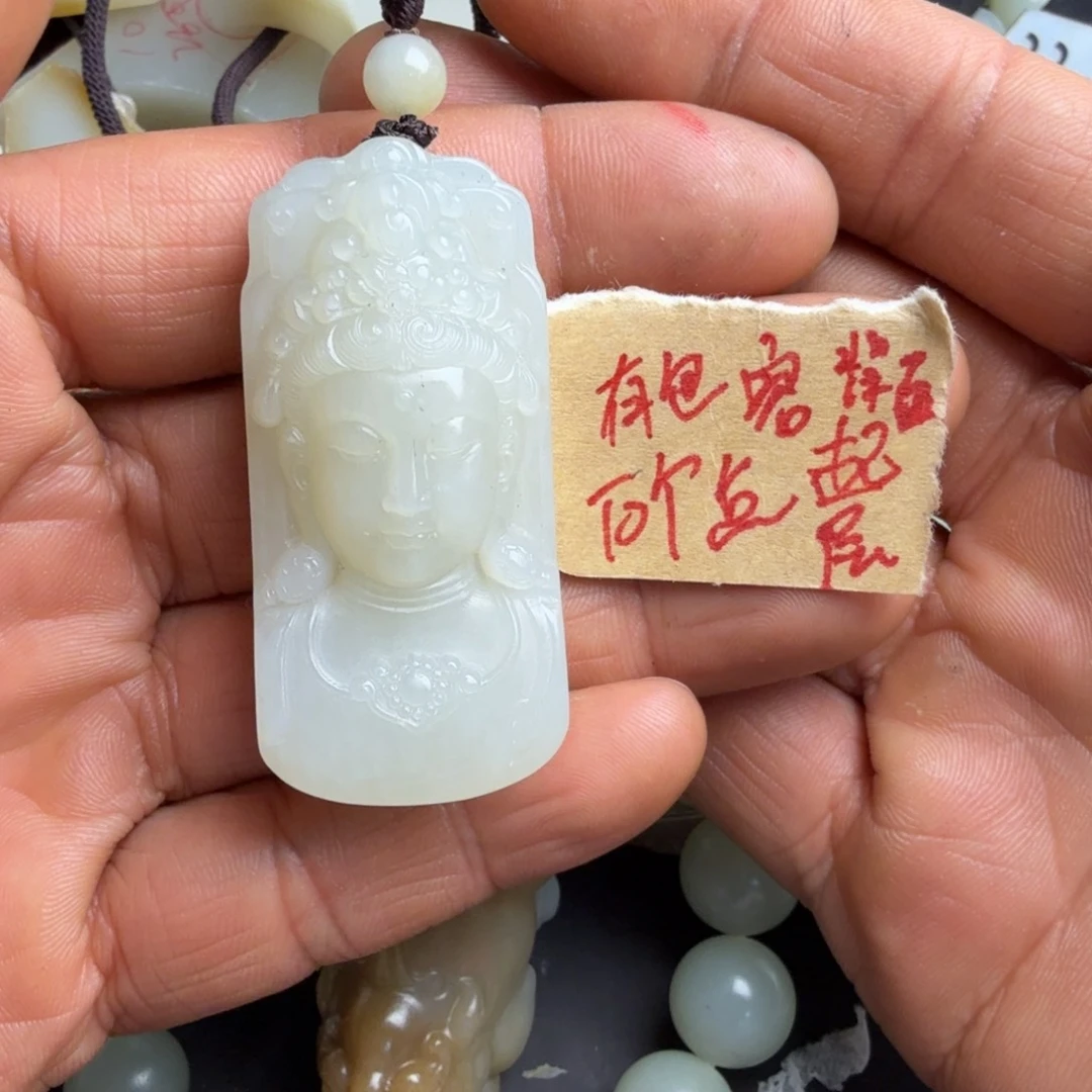 和田玉颈饰未镶嵌张*林