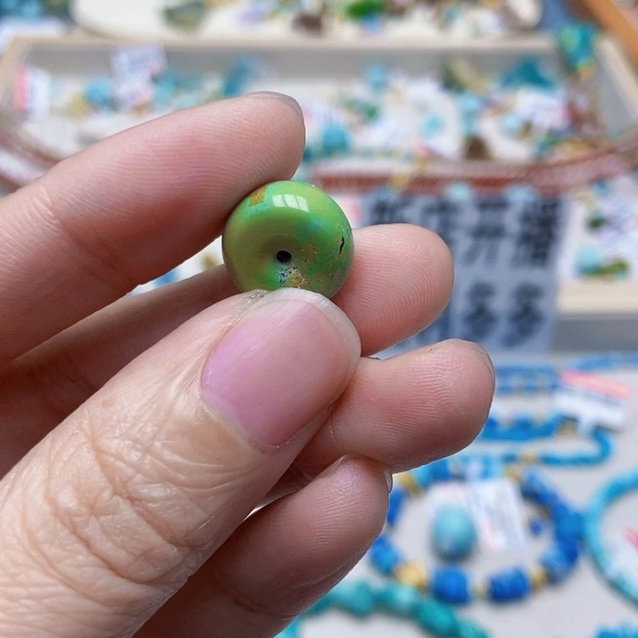 南红玛瑙未镶嵌颈饰