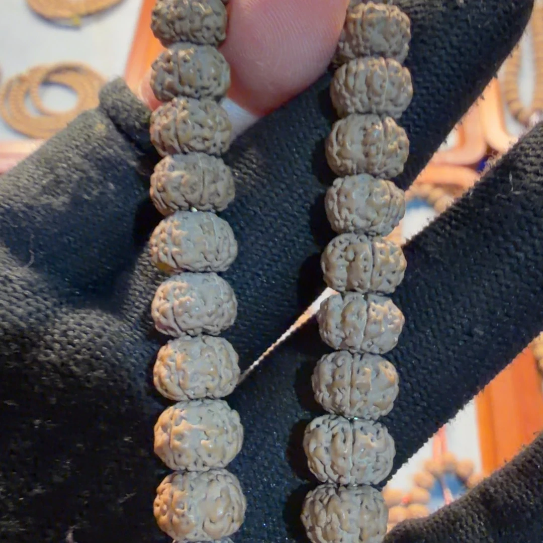 吊坠猴头核桃平细手持