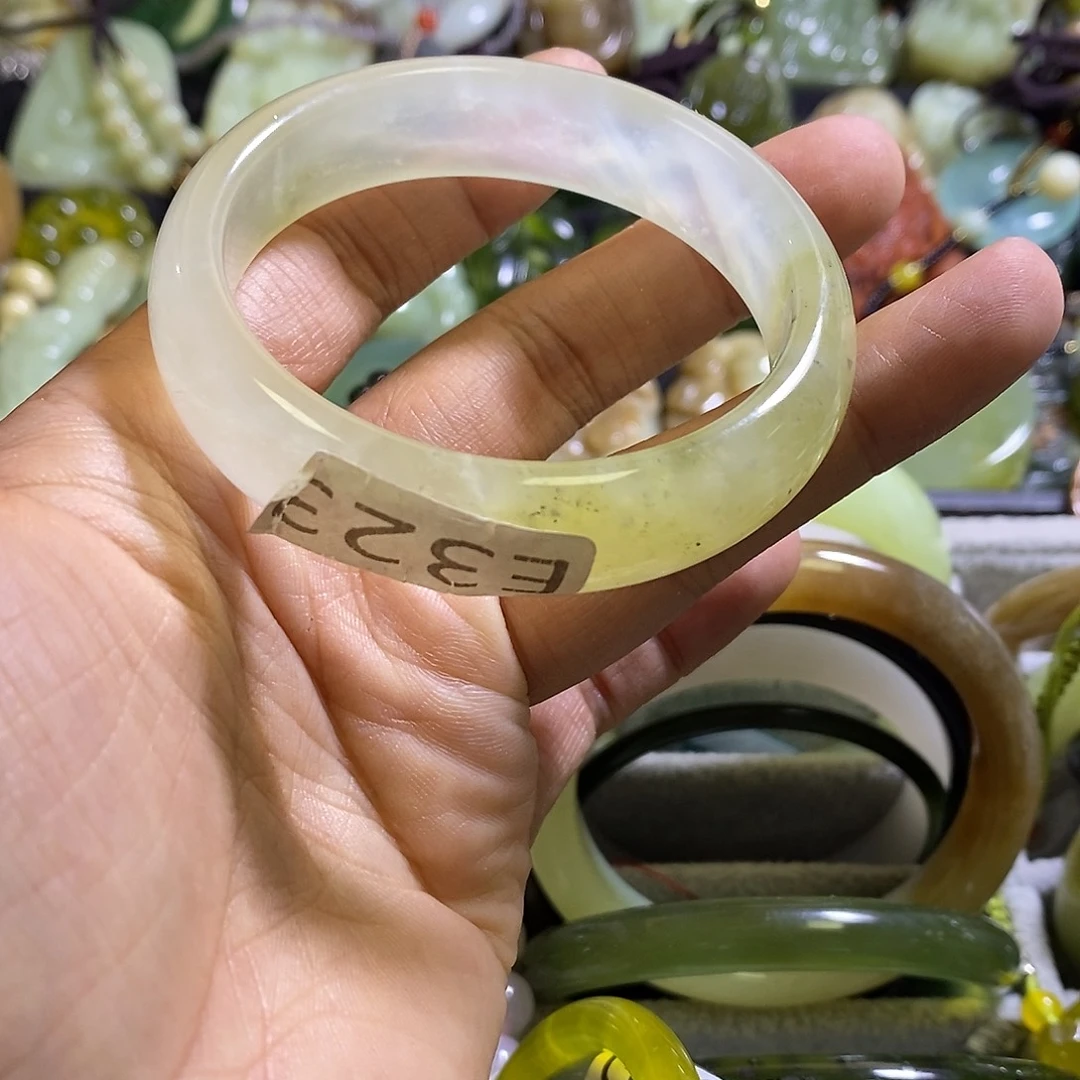 岫玉未镶嵌手镯53-54口径