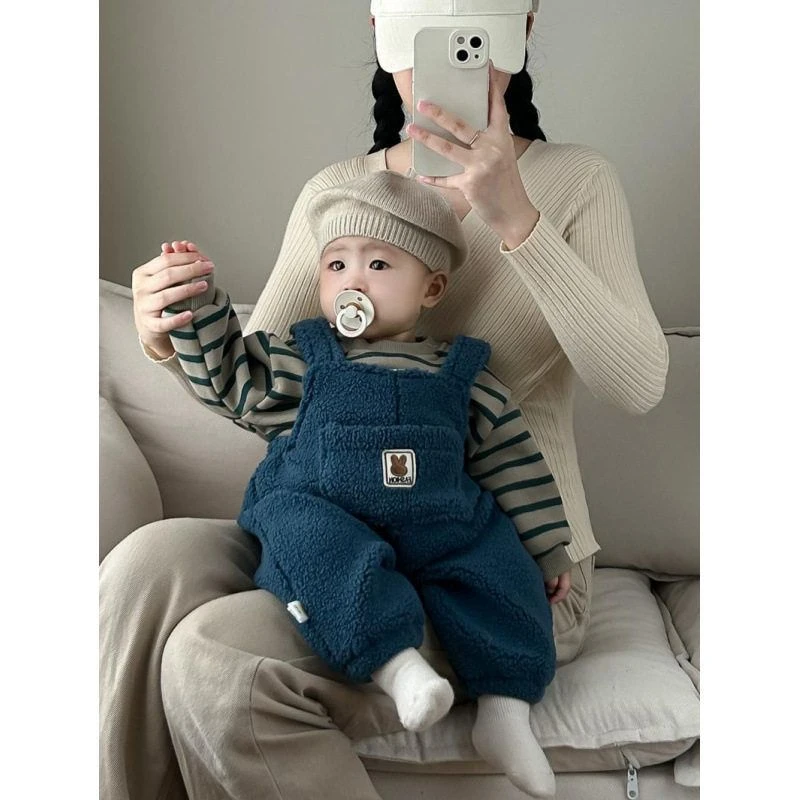 yiko男童婴儿兔子羊羔宝宝裤背带裤保暖可爱加绒长裤冬装毛连体