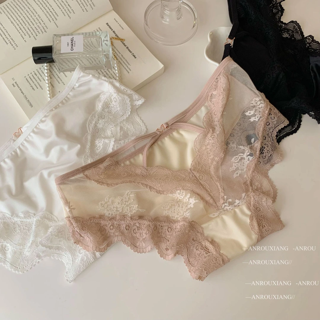 甜欲小蜜桃~法式性感缎面蕾丝内裤女纯欲镂空透气三角内裤