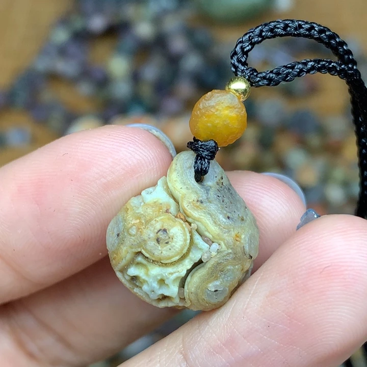 玛瑙/玉髓未镶嵌珠宝半成品