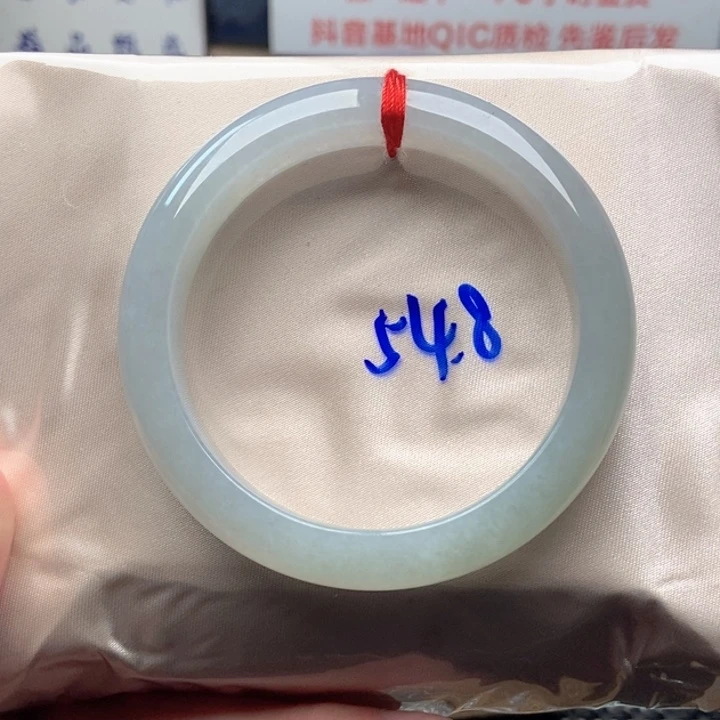 翡翠未镶嵌手镯.4