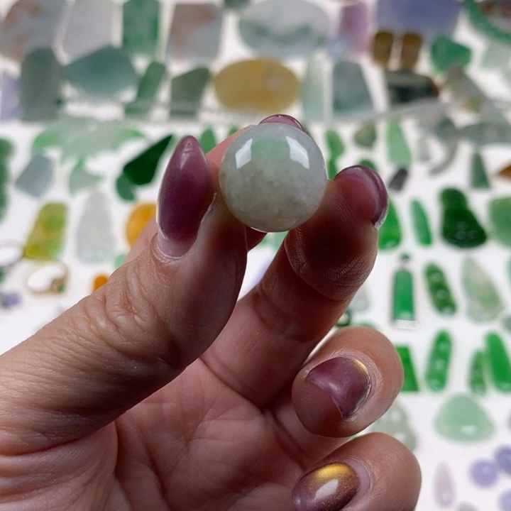 翡翠未镶嵌挂件天然翡翠