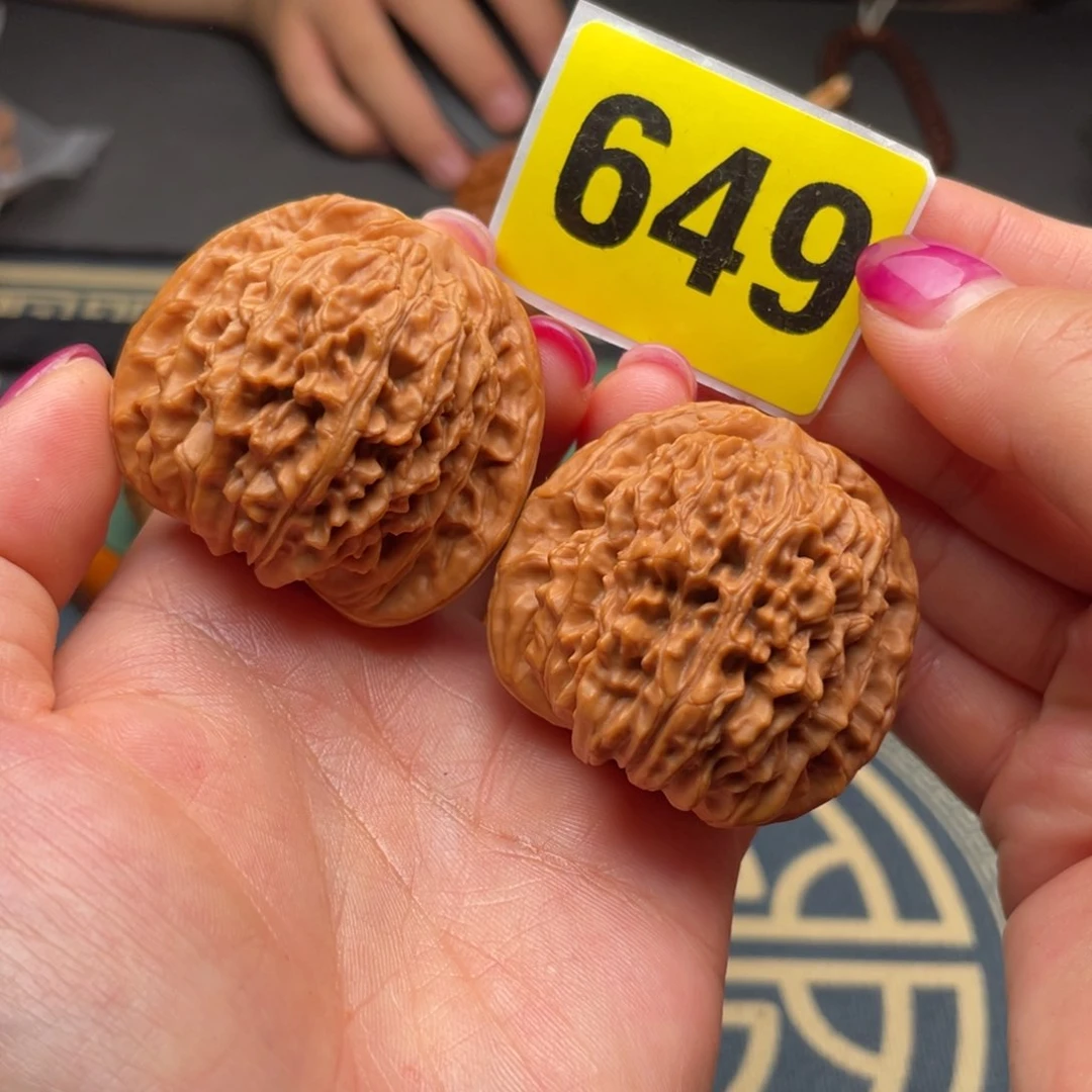 文玩核桃把件44全品楼649号