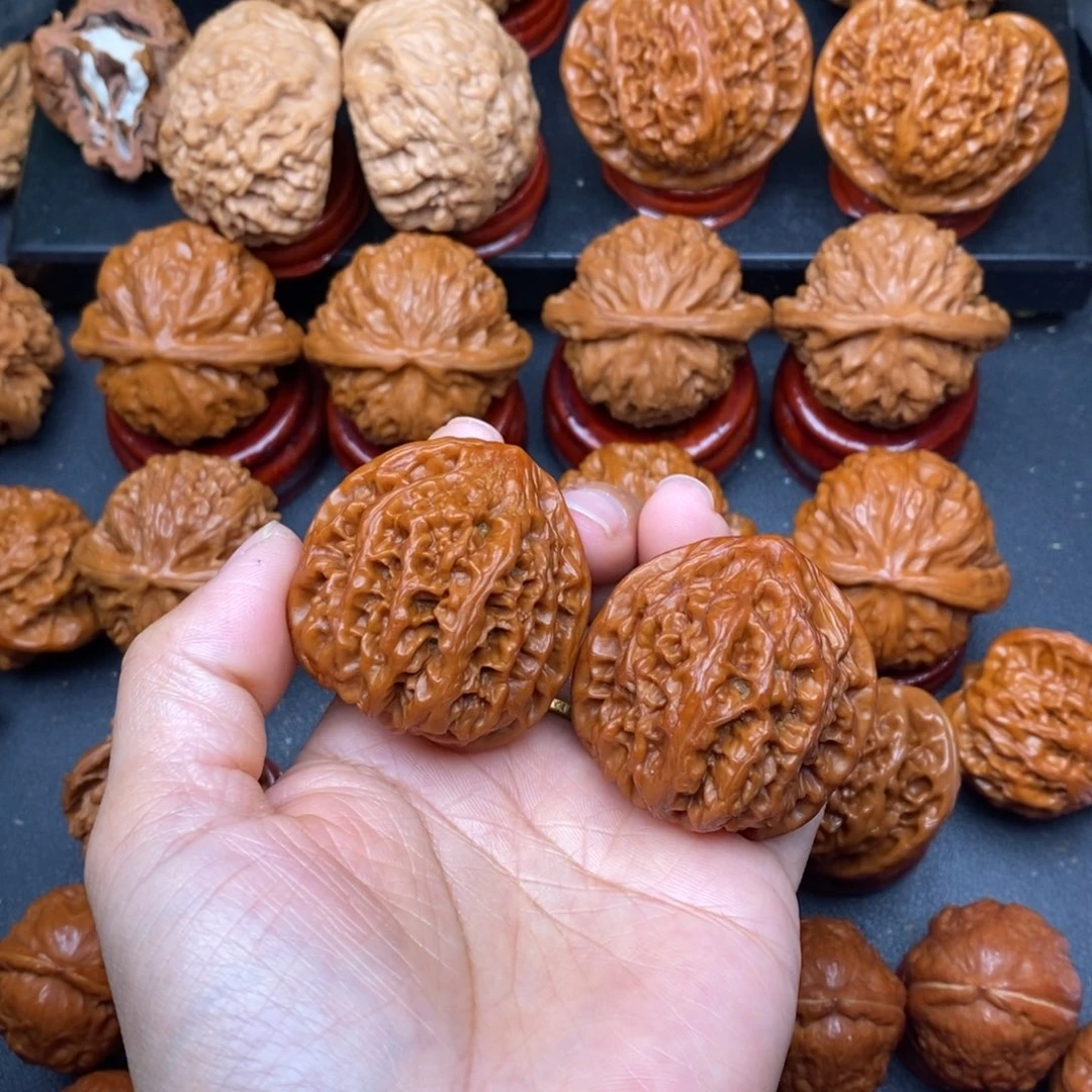 文玩核桃把件40野牛