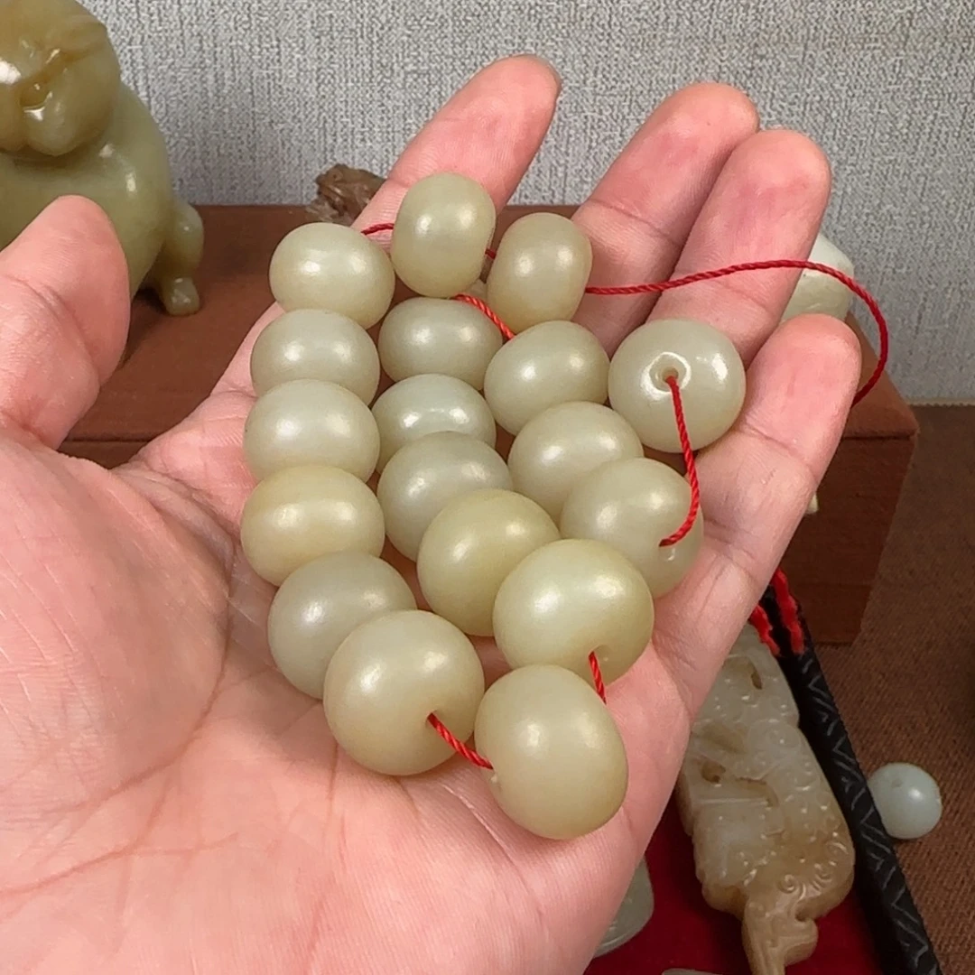 1***0非常精美的脖挂件