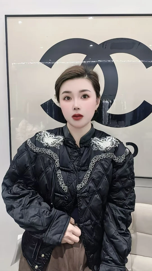 宽松型标准长袖厚款外套气质短款上衣