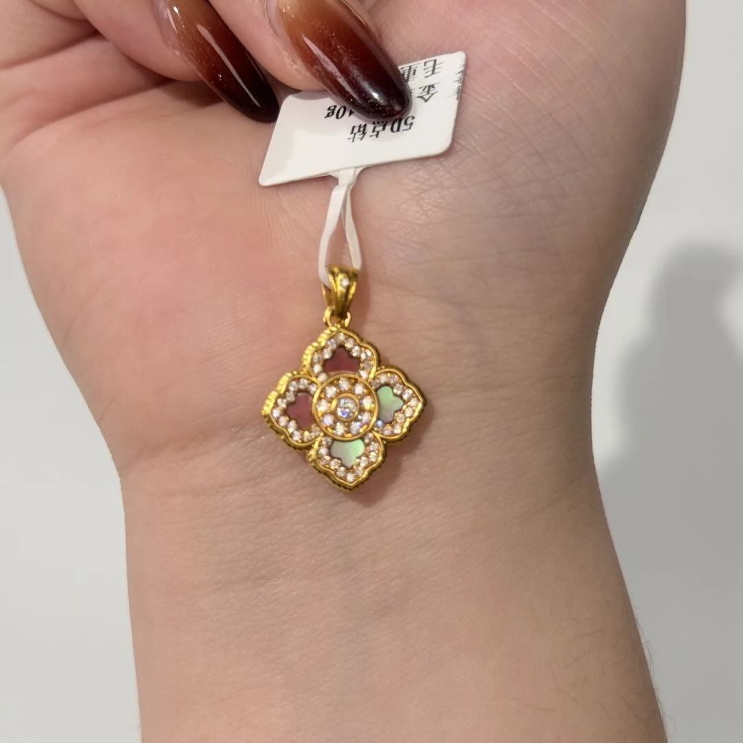 【金项链吊坠】镭射四叶草吊坠黄金足金999百搭精致送女友【689/268】