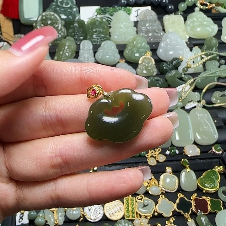 颈饰银S925镶嵌和田玉