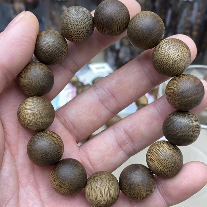 沉香碎屑沉香越南芽庄野生白奇41