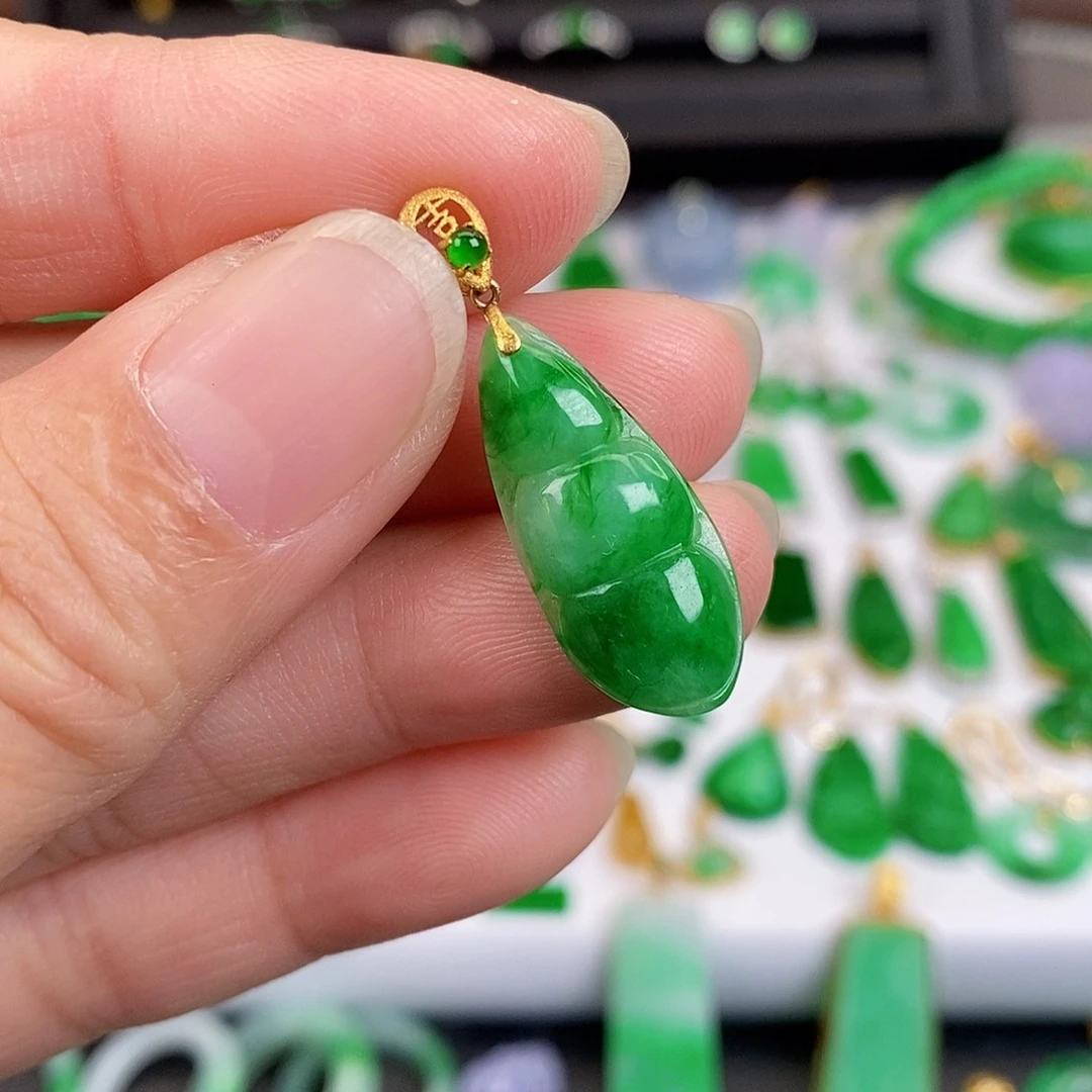 吊坠(不含链)18K金镶嵌翡翠