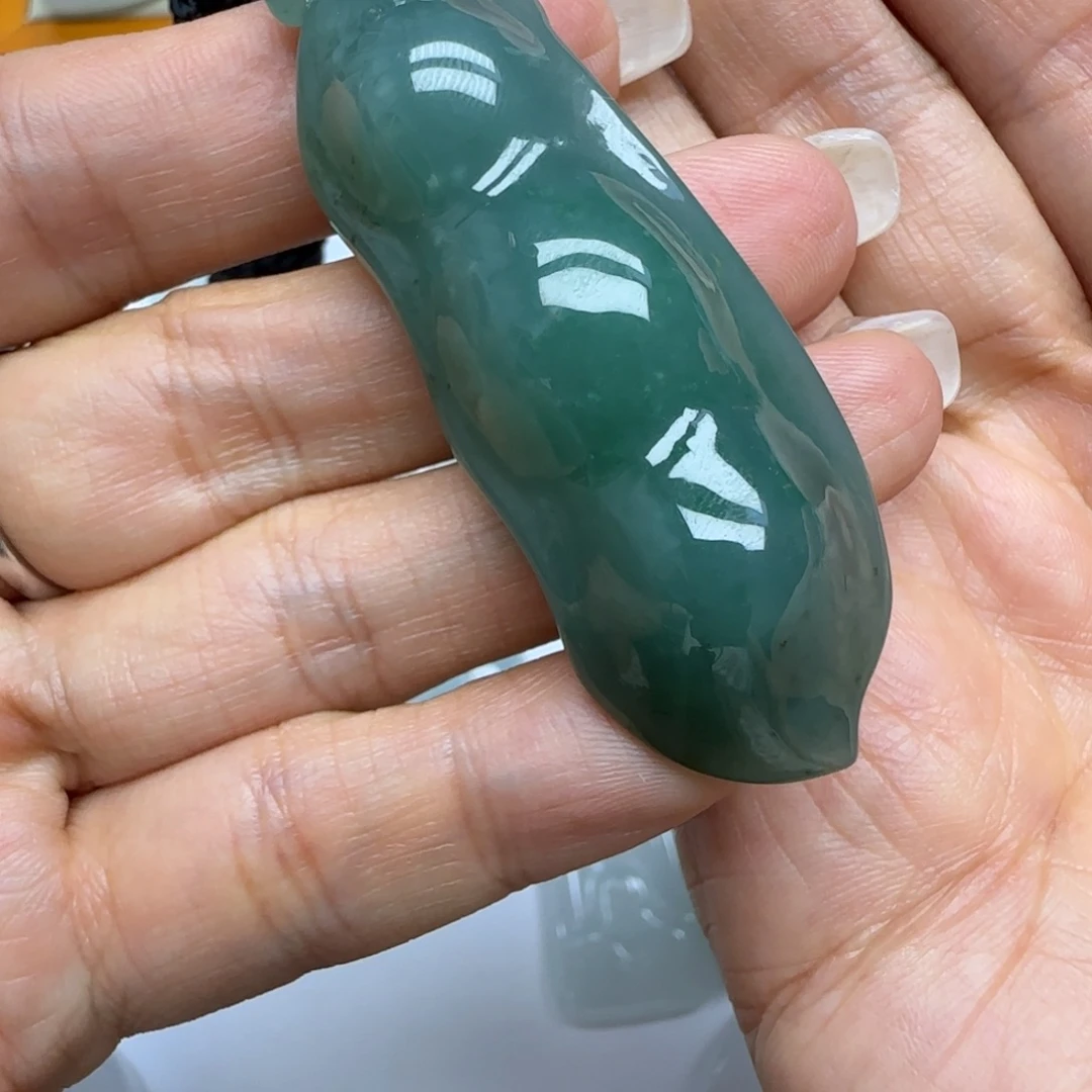 ✎***冄翡翠未镶嵌颈饰豆子