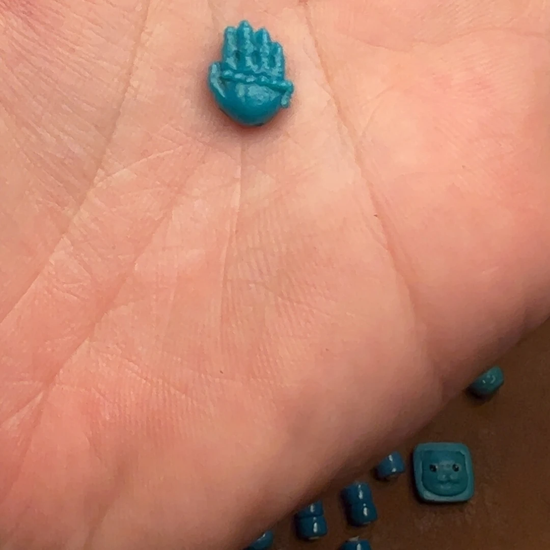 E***e绿松石未镶嵌颈饰