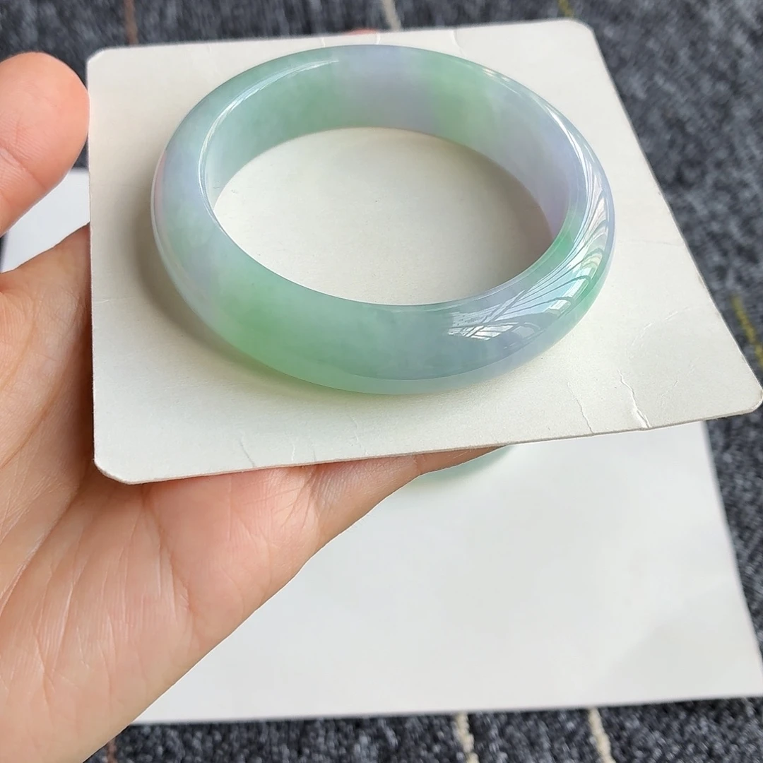 翡翠手镯未镶嵌正圈56.2