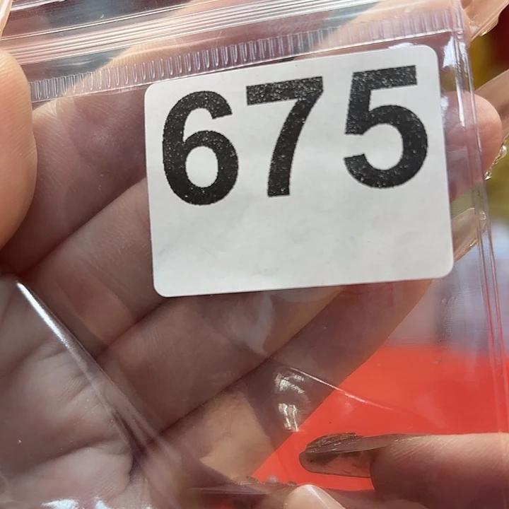 瓷片