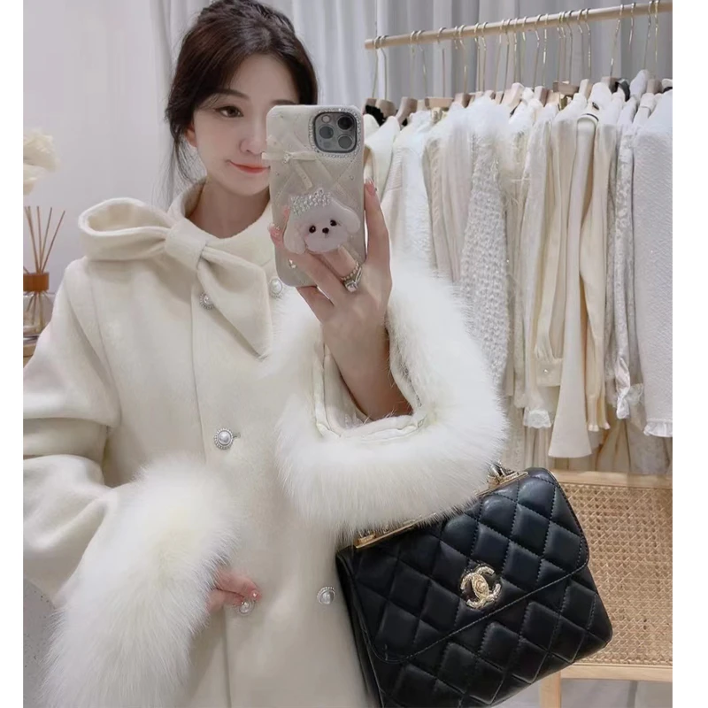 【23135】大蝴蝶结领毛毛袖中长款毛呢外套女