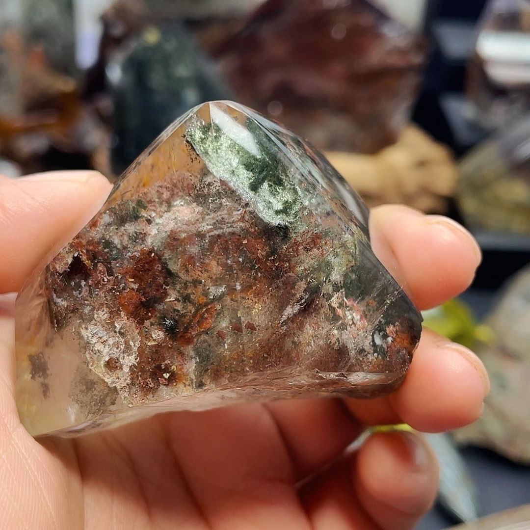 未镶嵌水晶大型摆件（非配饰）