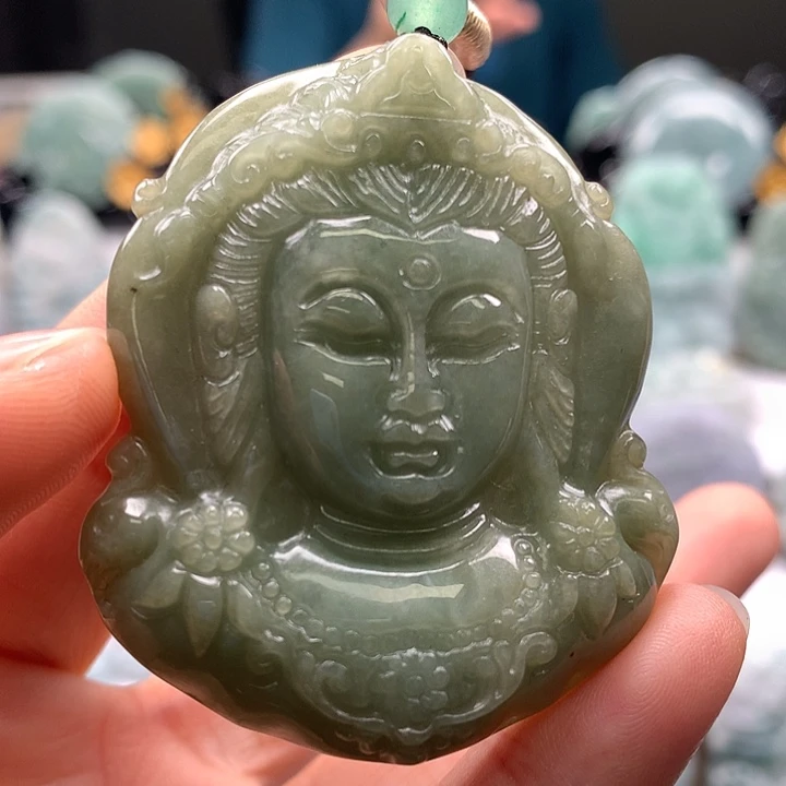 翡翠未镶嵌颈饰观音福利