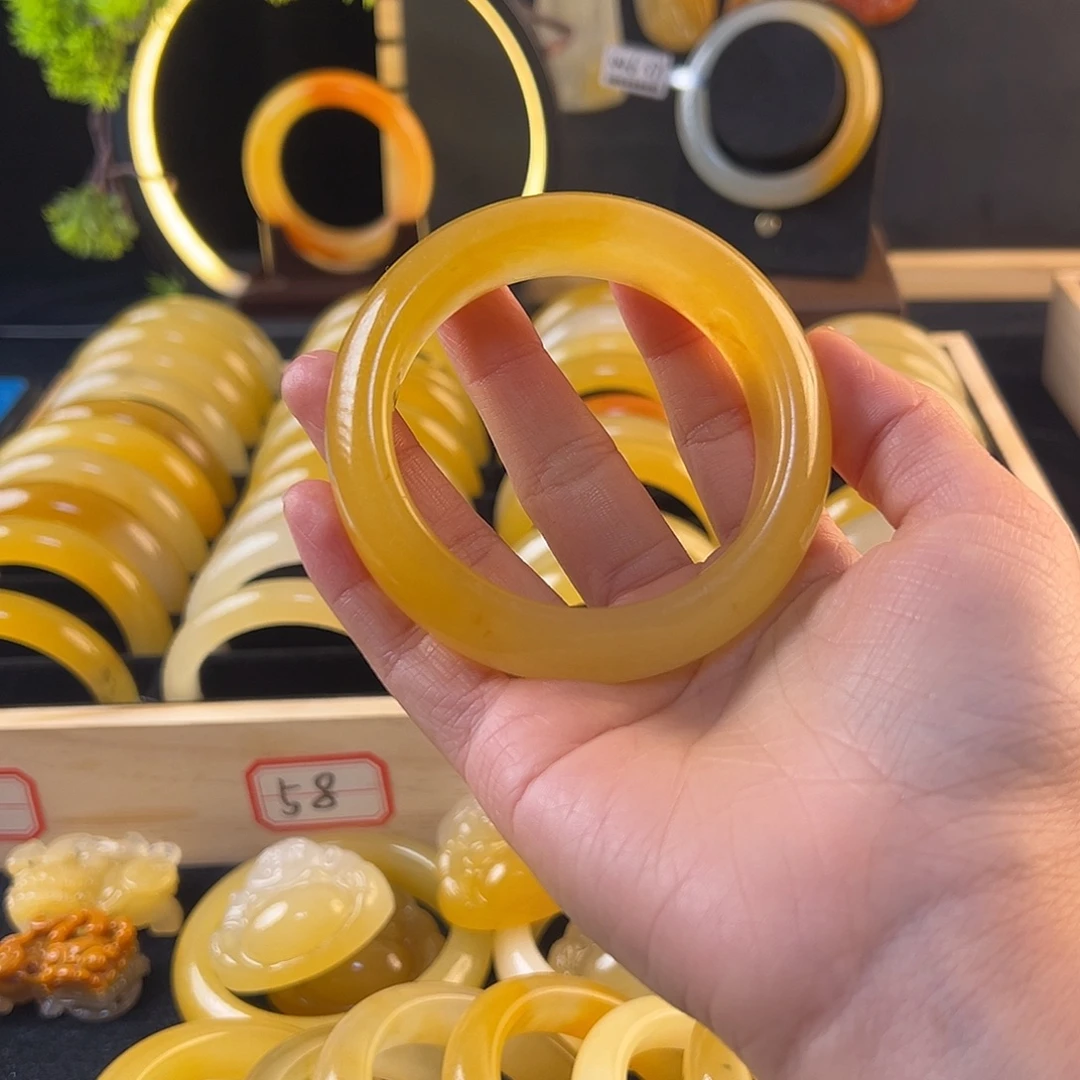 喜***7非金属1-鸡油黄56圈口08