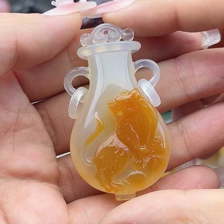 玛瑙手饰未镶嵌梵*