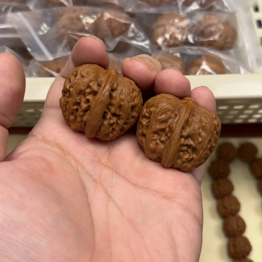 文玩核桃把件平谷元宝39-43尺 发其一