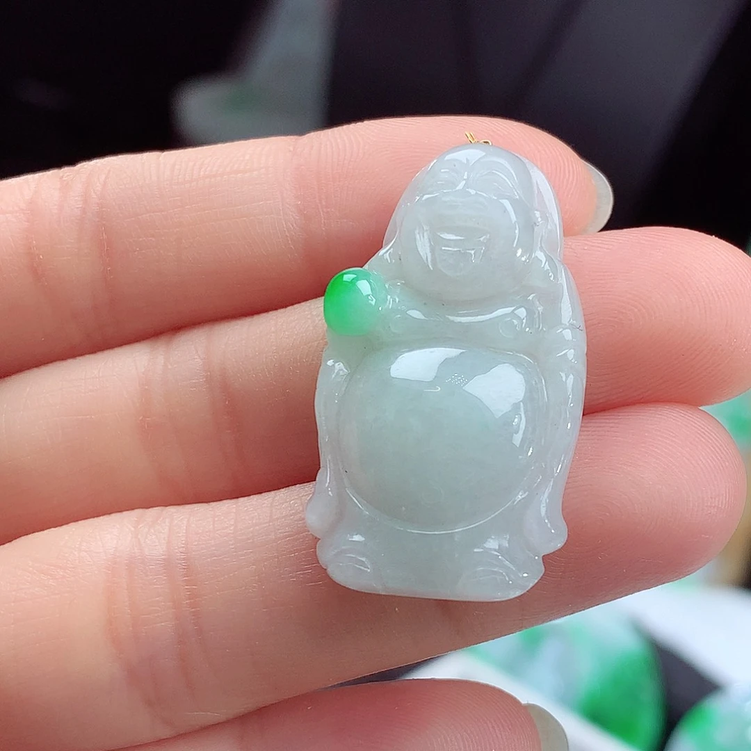 翡翠颈饰18K金镶嵌翡翠吊坠