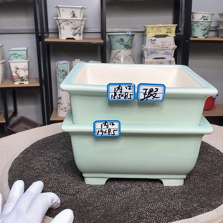 紫砂的花盆很漂亮3