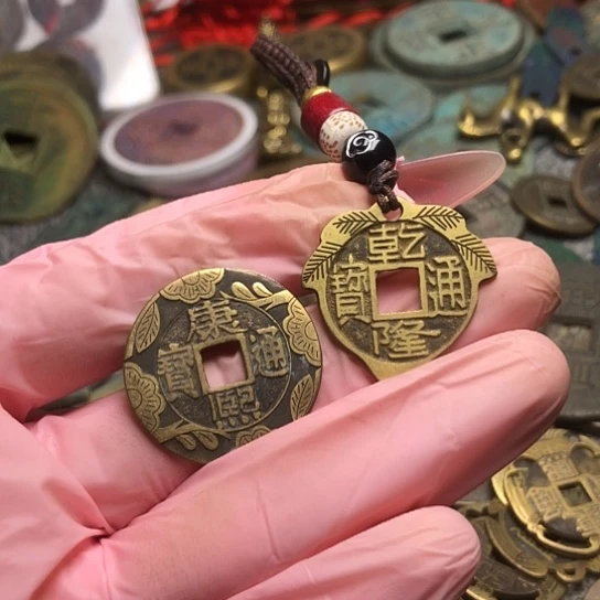 信***义铜现代仿制工艺品