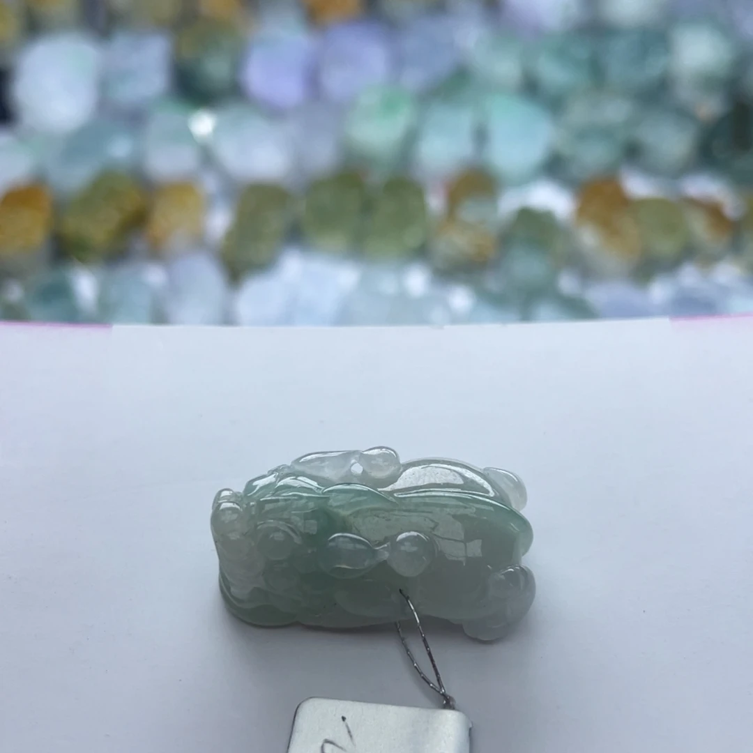 翡翠颈饰未镶嵌貔貅