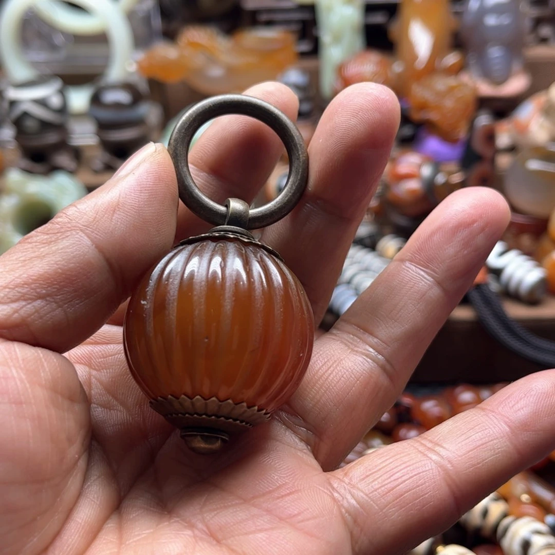 玛瑙/玉髓车挂合金