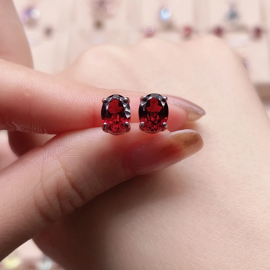 耳钉石榴石银S925镶嵌耳钉