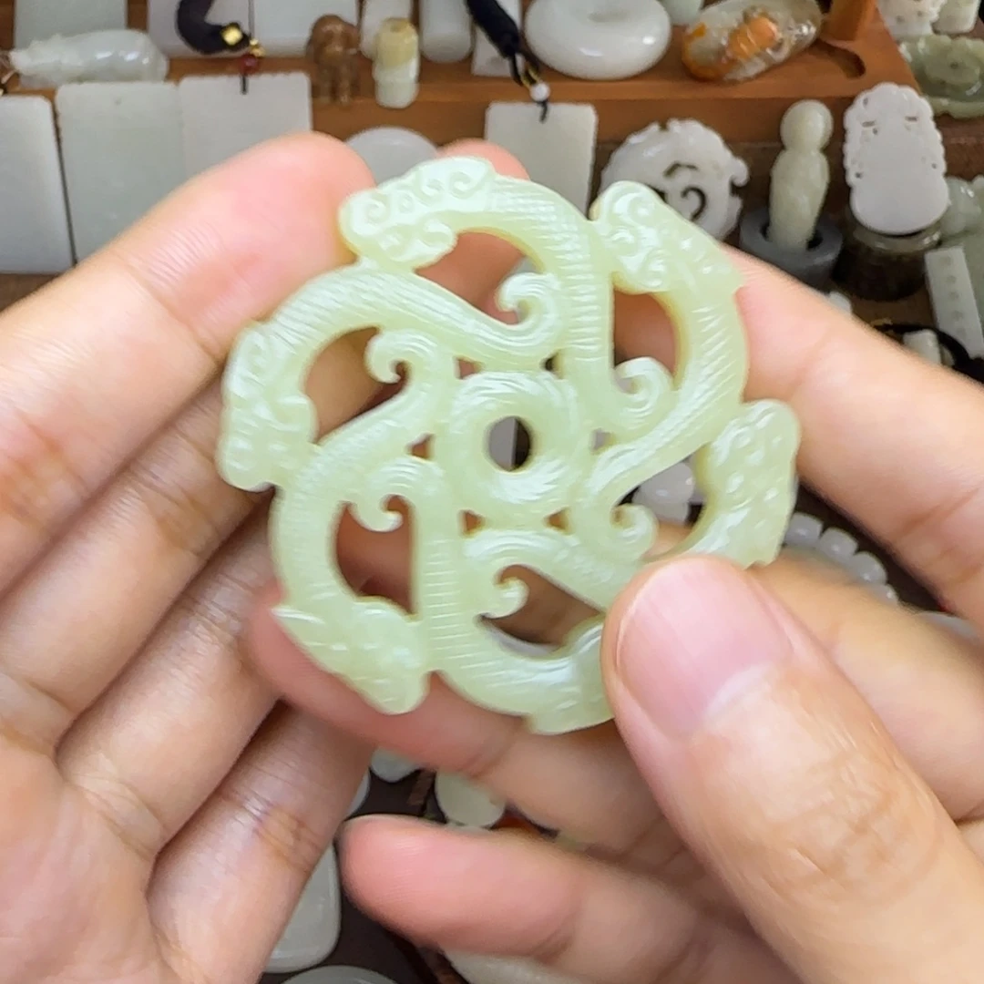 和田玉未镶嵌挂件