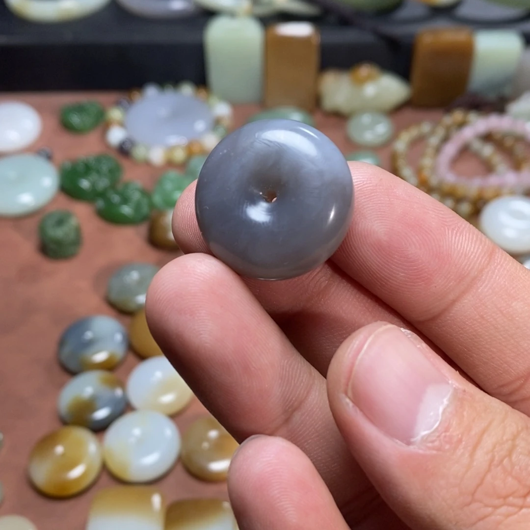 和田玉吊坠(不含链)未镶嵌