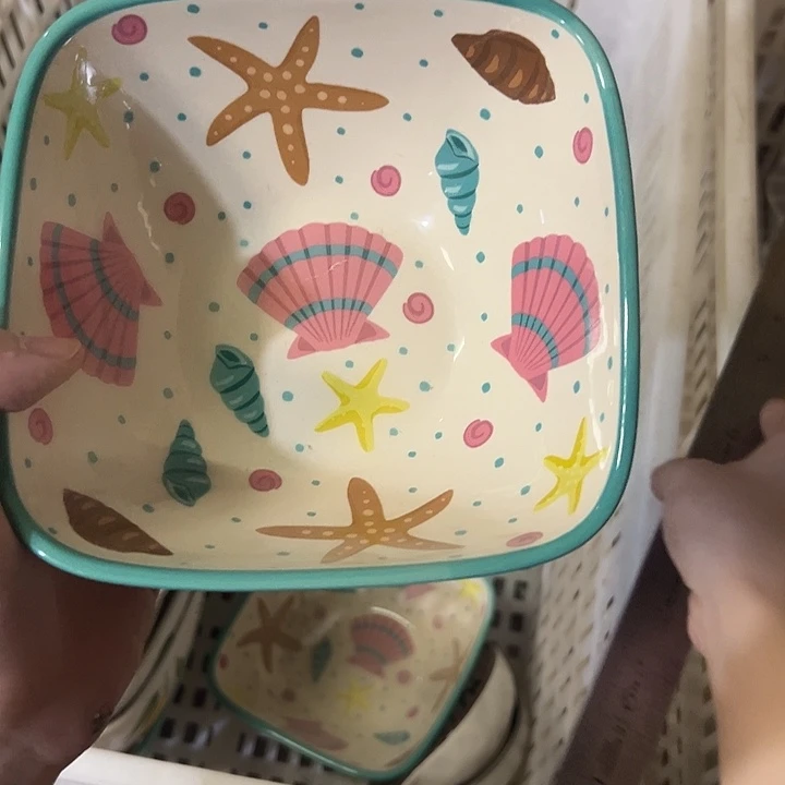 瓷陶瓷微微的颤动