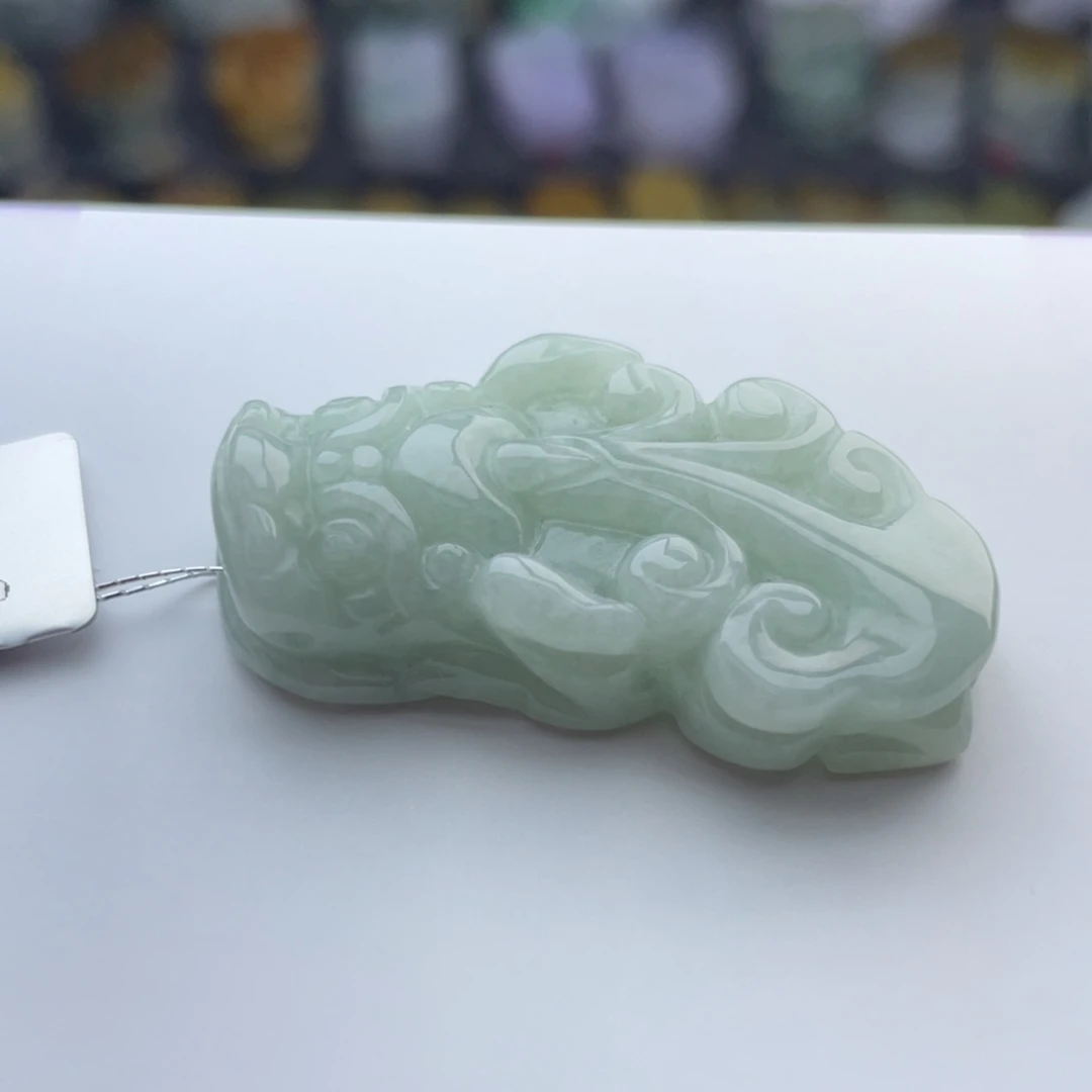 翡翠颈饰未镶嵌貔貅