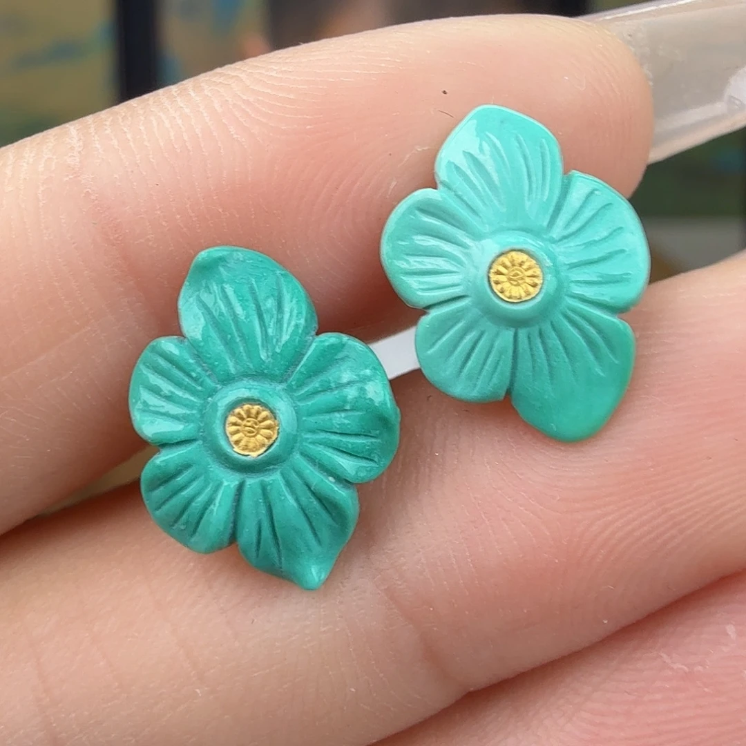 绿松石未镶嵌珠宝奇石