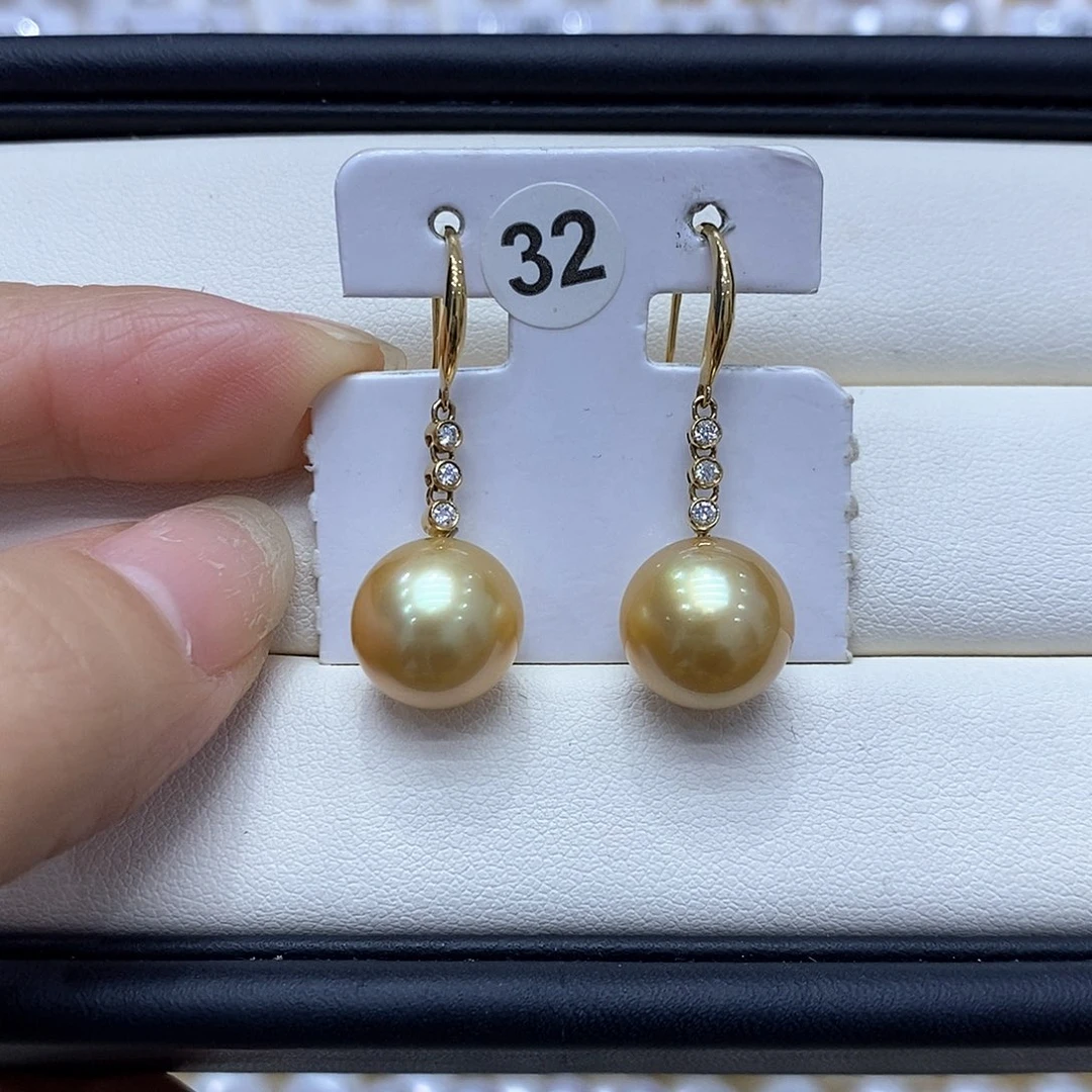 海水珍珠18K金镶嵌耳饰12到13点位浓茶金珠