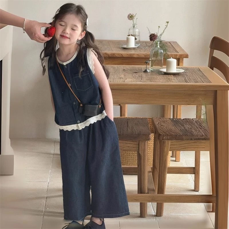 女童薄款牛仔套装2025夏季新款儿童洋气蕾丝拼接背心阔腿裤两件套