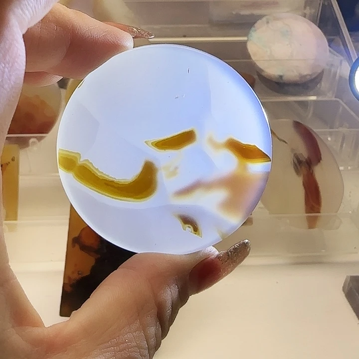 玛瑙/玉髓未镶嵌珠宝奇石