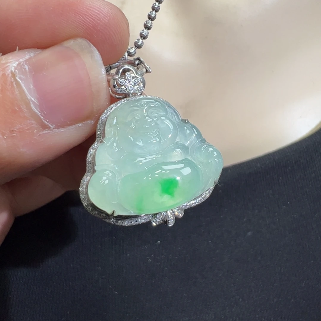 翡翠吊坠(不含链)18K金镶嵌