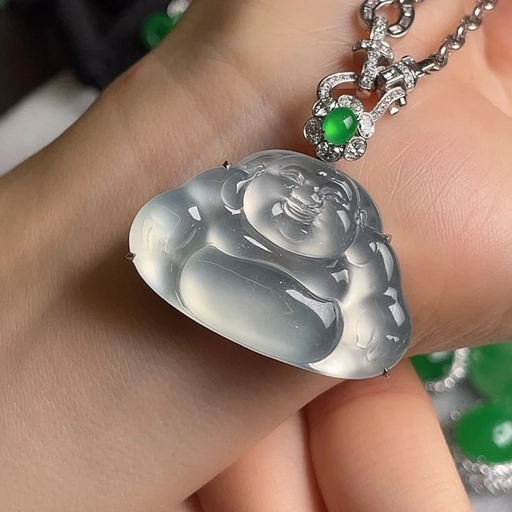 颈饰18K金镶嵌翡翠佛公