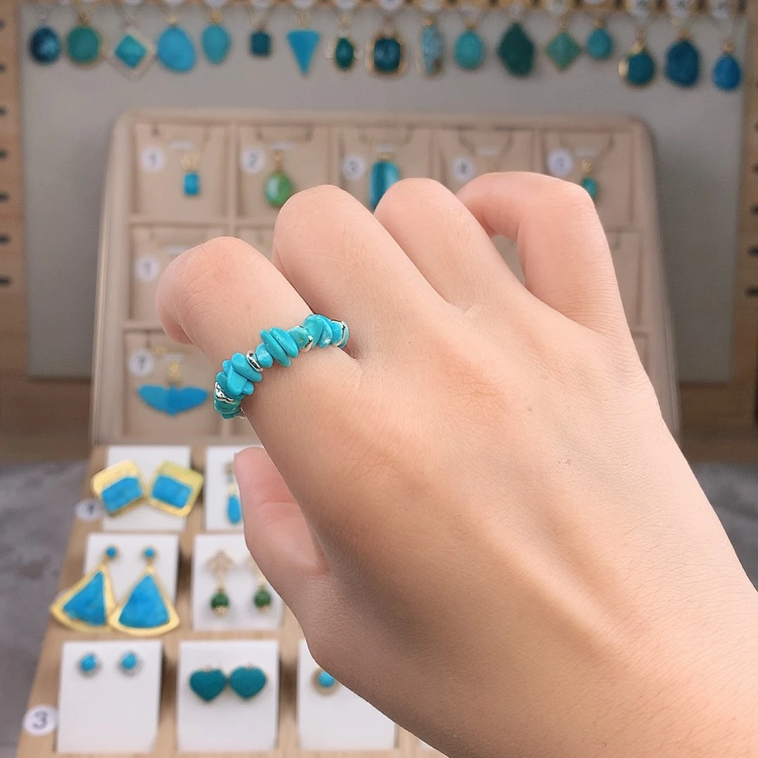 绿松石未镶嵌耳饰