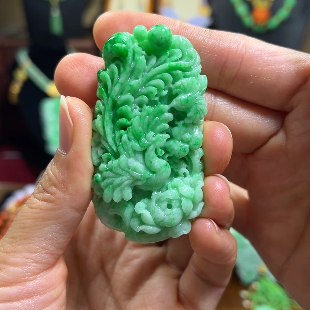 翡翠未镶嵌颈饰天然翡翠