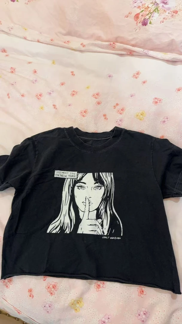 黑色印花短袖