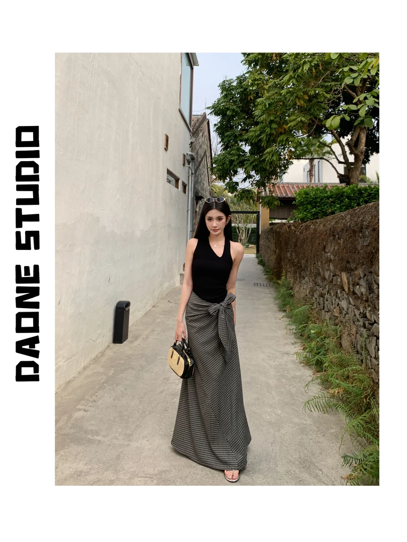 DAONE简约百搭法式气质显瘦针织背心+腰封绑带格子裙半身裙套装